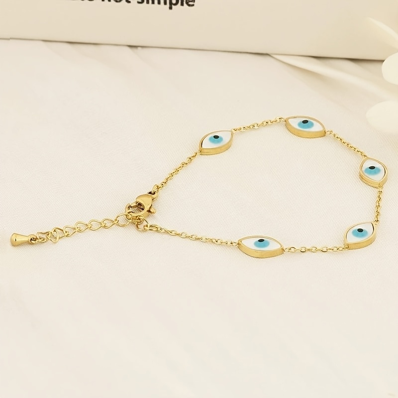 Women's Elegant Retro Devil Eye Bracelet in Stainless Steel